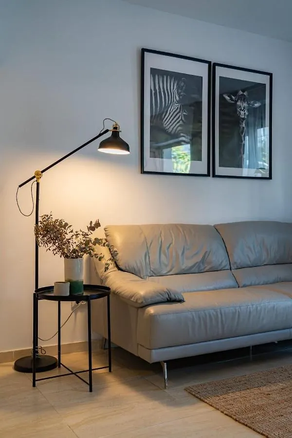 City Home Boekarest Villa