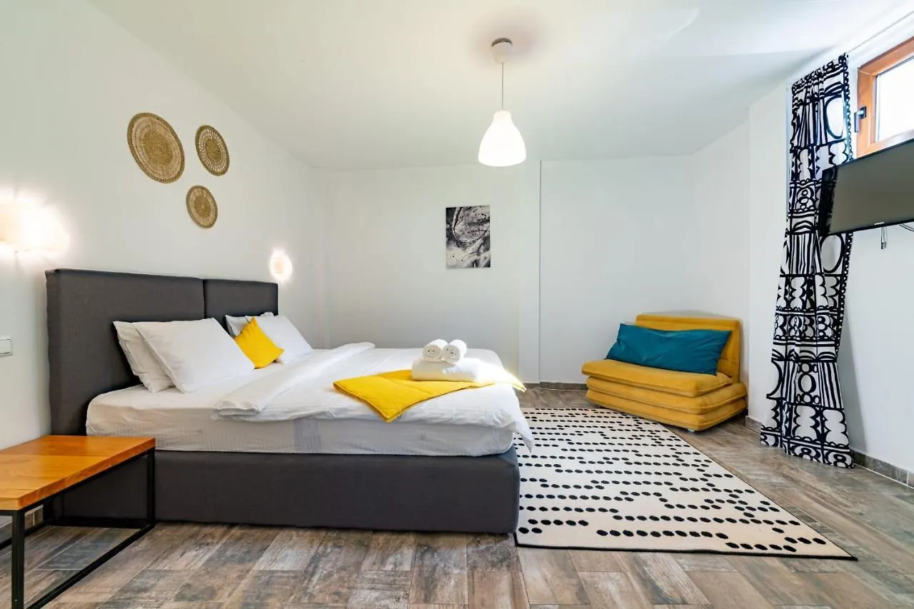 City Home Bukurešť Vila